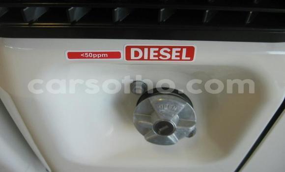 Sayi Na hannu Toyota Land Cruiser White Mota in Butha–Buthe a Thaba-Tseka Sayi Na hannu Toyota Land Cruiser White Mota in Butha–Buthe a Thaba-Tseka