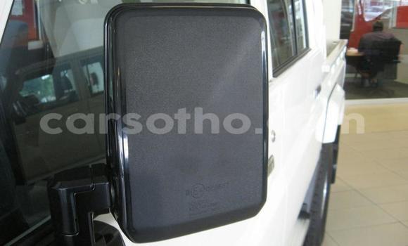 Sayi Na hannu Toyota Land Cruiser White Mota in Butha–Buthe a Thaba-Tseka Sayi Na hannu Toyota Land Cruiser White Mota in Butha–Buthe a Thaba-Tseka