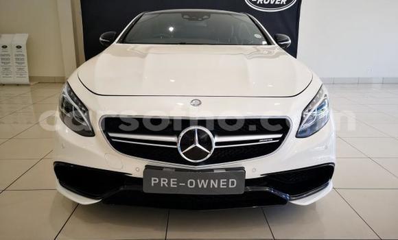 Sayi Na hannu Mercedes-Benz G-klasse AMG White Mota in Butha–Buthe a Thaba-Tseka Sayi Na hannu Mercedes-Benz G-klasse AMG White Mota in Butha–Buthe a Thaba-Tseka