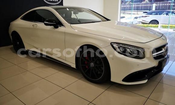 Sayi Na hannu Mercedes-Benz G-klasse AMG White Mota in Butha–Buthe a Thaba-Tseka Sayi Na hannu Mercedes-Benz G-klasse AMG White Mota in Butha–Buthe a Thaba-Tseka