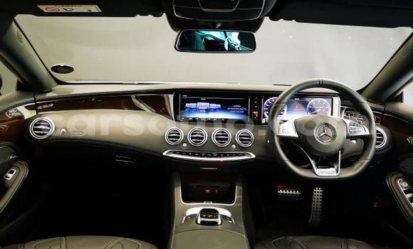 Sayi Na hannu Mercedes-Benz G-klasse AMG White Mota in Butha–Buthe a Thaba-Tseka Sayi Na hannu Mercedes-Benz G-klasse AMG White Mota in Butha–Buthe a Thaba-Tseka