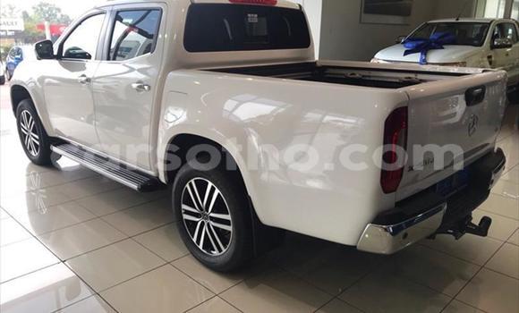 Sayi Na hannu Mercedes-Benz X-klasse Concept Silver Mota in Butha–Buthe a Thaba-Tseka Sayi Na hannu Mercedes-Benz X-klasse Concept Silver Mota in Butha–Buthe a Thaba-Tseka