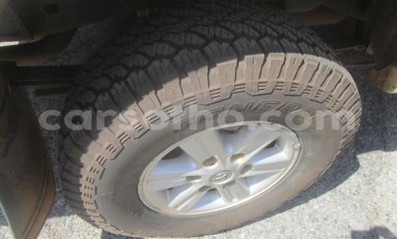 Sayi Na hannu Toyota Hilux White Mota in Maseru a Maseru Sayi Na hannu Toyota Hilux White Mota in Maseru a Maseru