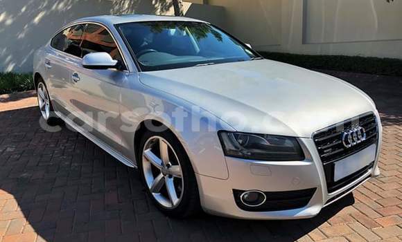 Acheter Occasion Voiture Audi A5 Gris à Maseru, Maseru Acheter Occasion Voiture Audi A5 Gris à Maseru, Maseru