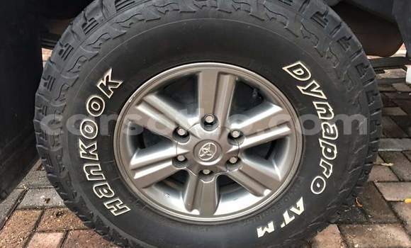 Buy Used Toyota Hilux White Car in Mohale's Hoek in Mohale's Hoek Buy Used Toyota Hilux White Car in Mohale's Hoek in Mohale's Hoek