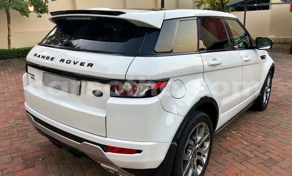 Acheter Occasion Voiture Land Rover Range Rover Evoque Blanc à Maseru, Maseru Acheter Occasion Voiture Land Rover Range Rover Evoque Blanc à Maseru, Maseru