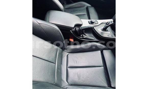 Sayi Na hannu BMW 3–Series Red Mota in Maputsoa a Leribe Sayi Na hannu BMW 3–Series Red Mota in Maputsoa a Leribe