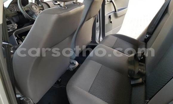 Sayi Na hannu Volkswagen Polo Silver Mota in Maseru a Maseru Sayi Na hannu Volkswagen Polo Silver Mota in Maseru a Maseru