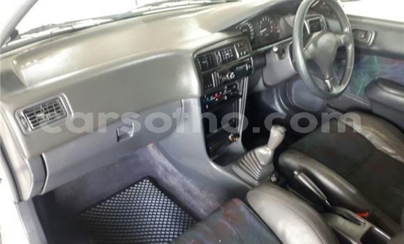 Sayi Na hannu Toyota Corolla White Mota in Butha–Buthe a Thaba-Tseka Sayi Na hannu Toyota Corolla White Mota in Butha–Buthe a Thaba-Tseka