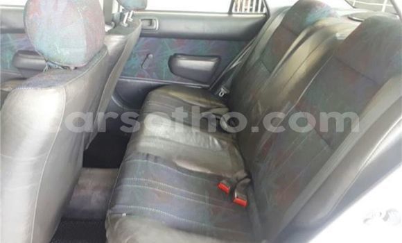 Sayi Na hannu Toyota Corolla White Mota in Butha–Buthe a Thaba-Tseka Sayi Na hannu Toyota Corolla White Mota in Butha–Buthe a Thaba-Tseka