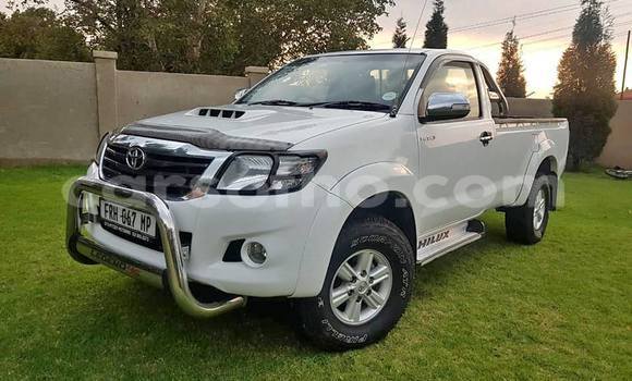 Acheter Occasion Voiture Toyota Hilux Blanc à Maseru, Maseru Acheter Occasion Voiture Toyota Hilux Blanc à Maseru, Maseru
