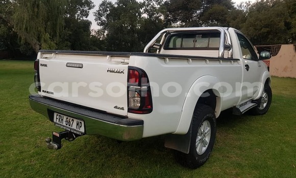 Acheter Occasion Voiture Toyota Hilux Blanc à Maseru, Maseru Acheter Occasion Voiture Toyota Hilux Blanc à Maseru, Maseru
