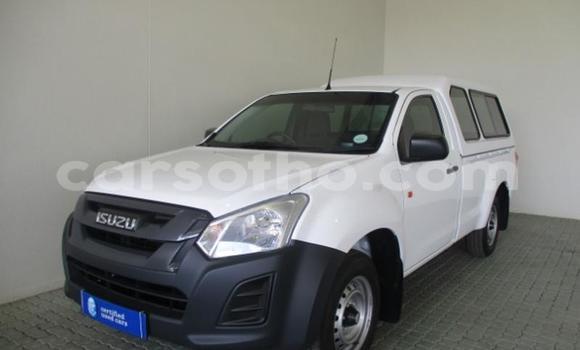 Acheter Occasion Voiture Isuzu KB Blanc à Maseru, Maseru Acheter Occasion Voiture Isuzu KB Blanc à Maseru, Maseru