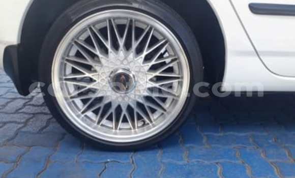 Buy Used Toyota Runx White Car in Maseru in Maseru Buy Used Toyota Runx White Car in Maseru in Maseru