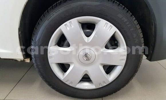 اشتري مستعمل Nissan NP 300 White سيارة في Maseru في Maseru اشتري مستعمل Nissan NP 300 White سيارة في Maseru في Maseru