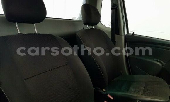 اشتري مستعمل Nissan NP 300 White سيارة في Maseru في Maseru اشتري مستعمل Nissan NP 300 White سيارة في Maseru في Maseru