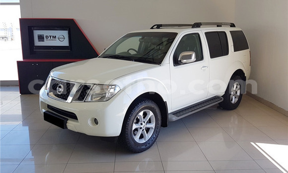 اشتري مستعمل Nissan Pathfinder White سيارة في Maseru في Maseru اشتري مستعمل Nissan Pathfinder White سيارة في Maseru في Maseru