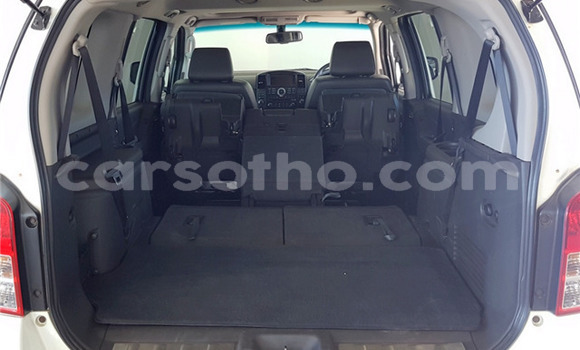 اشتري مستعمل Nissan Pathfinder White سيارة في Maseru في Maseru اشتري مستعمل Nissan Pathfinder White سيارة في Maseru في Maseru