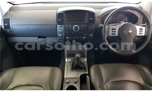 اشتري مستعمل Nissan Pathfinder White سيارة في Maseru في Maseru اشتري مستعمل Nissan Pathfinder White سيارة في Maseru في Maseru