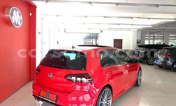 Sayi Na hannu Volkswagen Golf R Red Mota in Maseru a Maseru Sayi Na hannu Volkswagen Golf R Red Mota in Maseru a Maseru