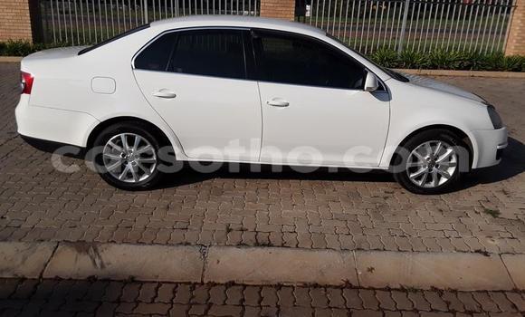 Acheter Occasion Voiture Volkswagen Jetta Blanc à Maputsoa, Leribe Acheter Occasion Voiture Volkswagen Jetta Blanc à Maputsoa, Leribe
