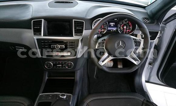 Sayi Na hannu Mercedes-Benz ML–Class Silver Mota in Butha Buthe a Butha-Buthe Sayi Na hannu Mercedes-Benz ML–Class Silver Mota in Butha Buthe a Butha-Buthe