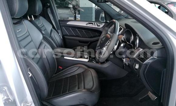 Sayi Na hannu Mercedes-Benz ML–Class Silver Mota in Butha Buthe a Butha-Buthe Sayi Na hannu Mercedes-Benz ML–Class Silver Mota in Butha Buthe a Butha-Buthe