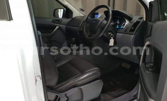 Sayi Na hannu Ford Ranger White Mota in Butha–Buthe a Thaba-Tseka Sayi Na hannu Ford Ranger White Mota in Butha–Buthe a Thaba-Tseka