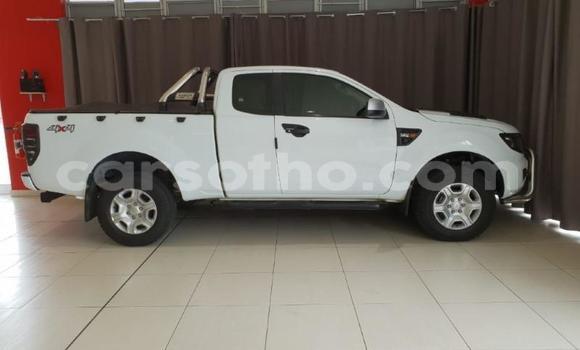 Sayi Na hannu Ford Ranger White Mota in Butha–Buthe a Thaba-Tseka Sayi Na hannu Ford Ranger White Mota in Butha–Buthe a Thaba-Tseka