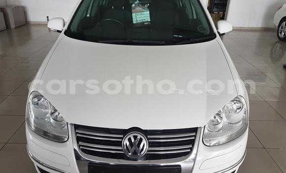 اشتري مستعمل Volkswagen Jetta White سيارة في Maseru في Maseru اشتري مستعمل Volkswagen Jetta White سيارة في Maseru في Maseru