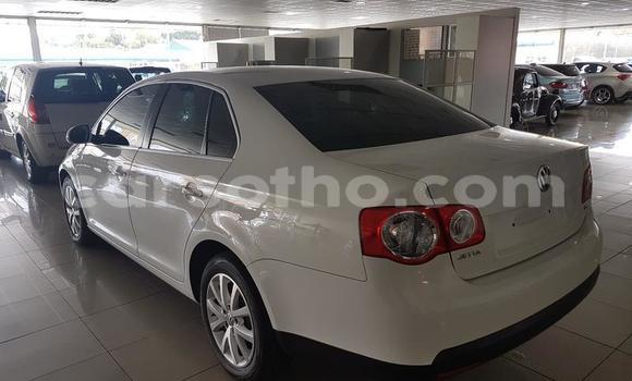 اشتري مستعمل Volkswagen Jetta White سيارة في Maseru في Maseru اشتري مستعمل Volkswagen Jetta White سيارة في Maseru في Maseru