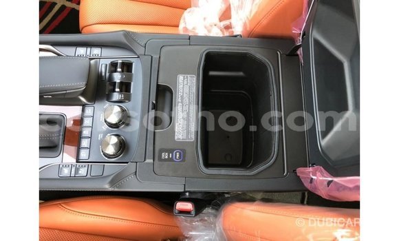 اشتري Imported Lexus LX White سيارة في Import - Dubai في Maseru اشتري Imported Lexus LX White سيارة في Import - Dubai في Maseru