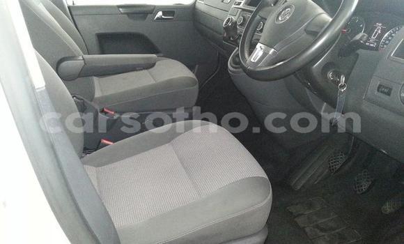 Sayi Na hannu Volkswagen Transporter White Mota in Maseru a Maseru Sayi Na hannu Volkswagen Transporter White Mota in Maseru a Maseru