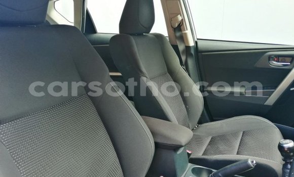 Buy Used Toyota Auris White Car in Roma in Maseru Buy Used Toyota Auris White Car in Roma in Maseru