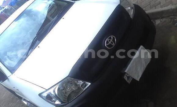 Acheter Occasion Voiture Toyota Hilux Blanc à Maseru, Maseru Acheter Occasion Voiture Toyota Hilux Blanc à Maseru, Maseru