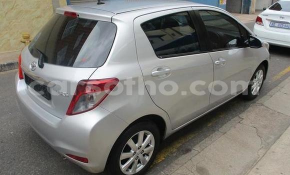 Acheter Occasion Voiture Toyota Yaris Gris à Maseru, Maseru Acheter Occasion Voiture Toyota Yaris Gris à Maseru, Maseru