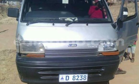 Buy Used Toyota Hiace Silver Car in Maseru in Maseru Buy Used Toyota Hiace Silver Car in Maseru in Maseru