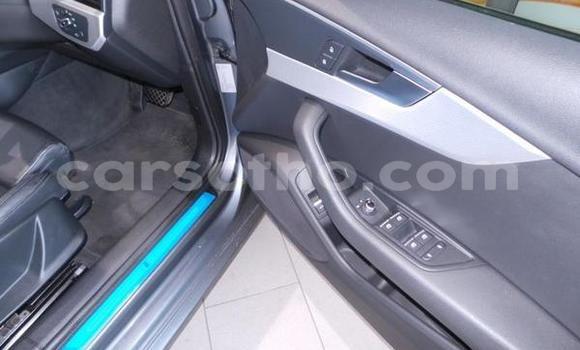 Sayi Na hannu Audi A4 Silver Mota in Maseru a Maseru Sayi Na hannu Audi A4 Silver Mota in Maseru a Maseru
