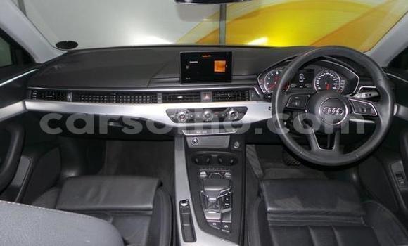 Sayi Na hannu Audi A4 Silver Mota in Maseru a Maseru Sayi Na hannu Audi A4 Silver Mota in Maseru a Maseru