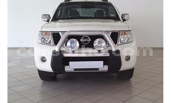 Acheter Occasion Voiture Nissan Navara Blanc à Maseru, Maseru Acheter Occasion Voiture Nissan Navara Blanc à Maseru, Maseru