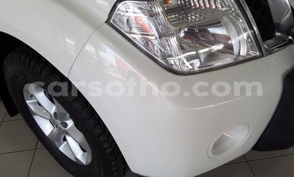 Acheter Occasion Voiture Nissan Navara Blanc à Maseru, Maseru Acheter Occasion Voiture Nissan Navara Blanc à Maseru, Maseru