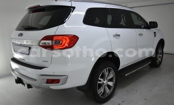 اشتري مستعمل Ford Everest White سيارة في Maseru في Maseru اشتري مستعمل Ford Everest White سيارة في Maseru في Maseru