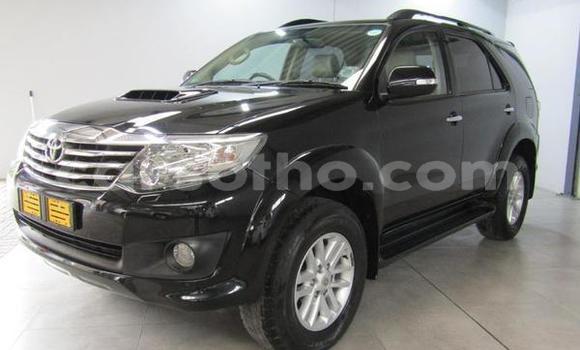 اشتري مستعمل Toyota Fortuner Black سيارة في Maseru في Maseru اشتري مستعمل Toyota Fortuner Black سيارة في Maseru في Maseru