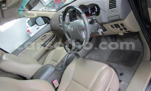 اشتري مستعمل Toyota Fortuner Black سيارة في Maseru في Maseru اشتري مستعمل Toyota Fortuner Black سيارة في Maseru في Maseru