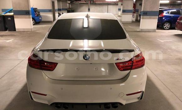 Acheter Occasion Voiture BMW M4 Blanc à Hlotse, Leribe Acheter Occasion Voiture BMW M4 Blanc à Hlotse, Leribe