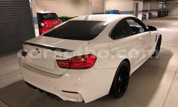 Acheter Occasion Voiture BMW M4 Blanc à Hlotse, Leribe Acheter Occasion Voiture BMW M4 Blanc à Hlotse, Leribe