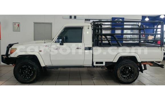 Sayi Na hannu Toyota Land Cruiser Other Mota in Maputsoa a Leribe Sayi Na hannu Toyota Land Cruiser Other Mota in Maputsoa a Leribe