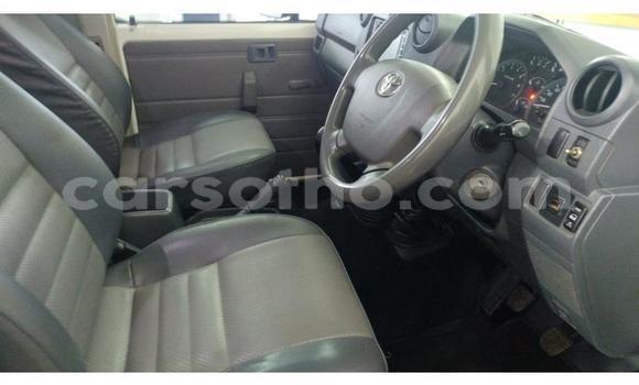 Sayi Na hannu Toyota Land Cruiser Other Mota in Maputsoa a Leribe Sayi Na hannu Toyota Land Cruiser Other Mota in Maputsoa a Leribe