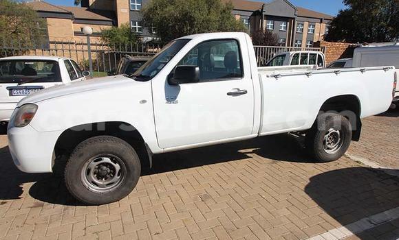 Acheter Occasion Voiture Mazda BT-50 Blanc à Maputsoe, Leribe Acheter Occasion Voiture Mazda BT-50 Blanc à Maputsoe, Leribe