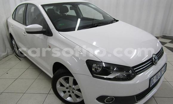 Acheter Occasion Voiture Volkswagen Polo Blanc à Hlotse, Leribe Acheter Occasion Voiture Volkswagen Polo Blanc à Hlotse, Leribe